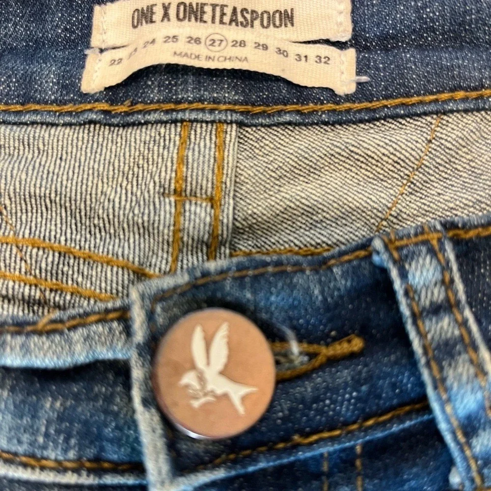 ONE X ONE-TEASPOON‎ DISTRESSED JEAN